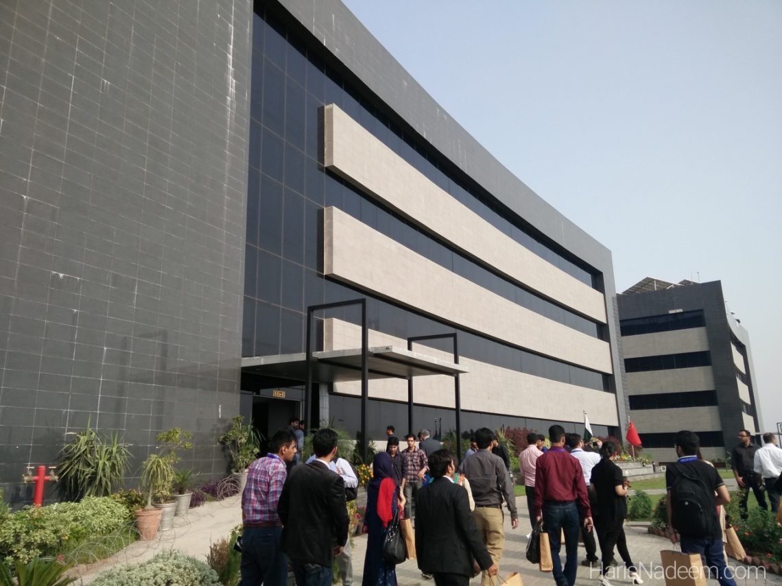 Bloggers Trip to Zong Headquarters and Other Activities Android Pakistan