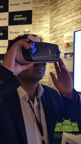 samsung galaxy lounge gear vr