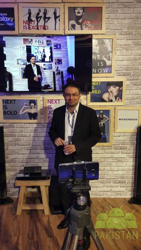 samsunggalaxyloungeselfie | Android Pakistan samsung galaxy lounge selfie